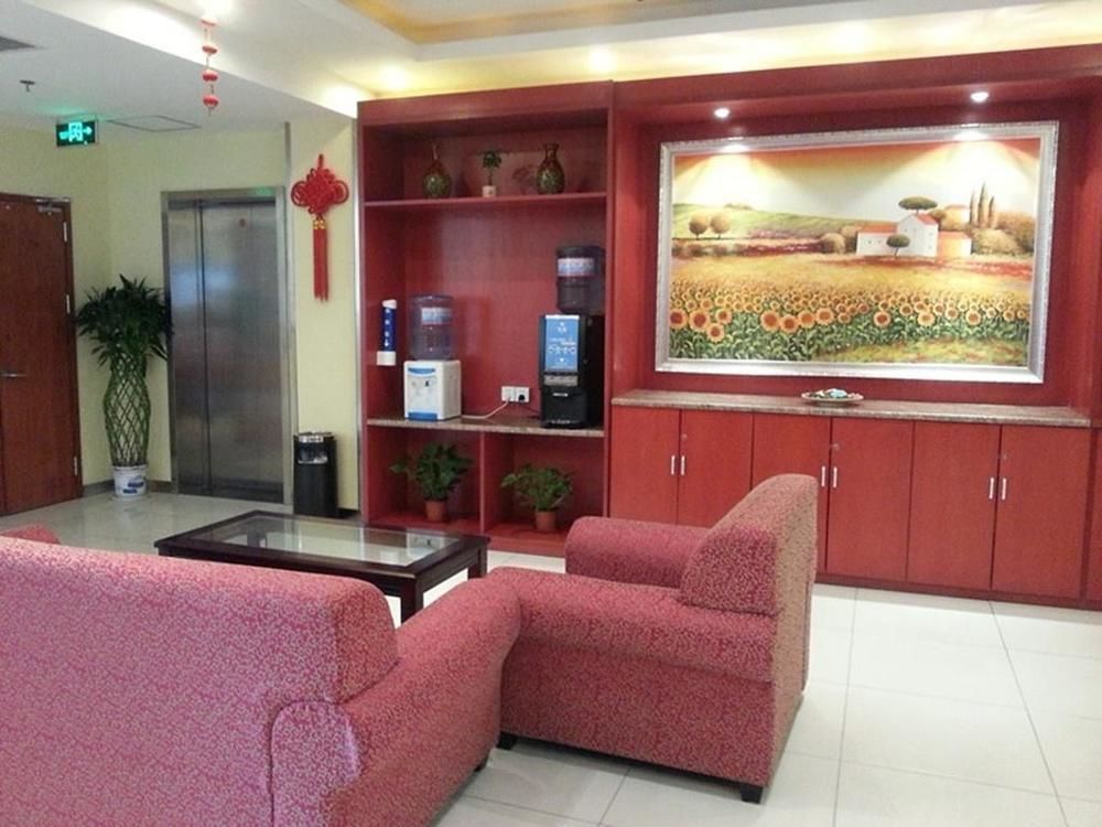 Hanting Express Shanghai Pudong Airport エクステリア 写真